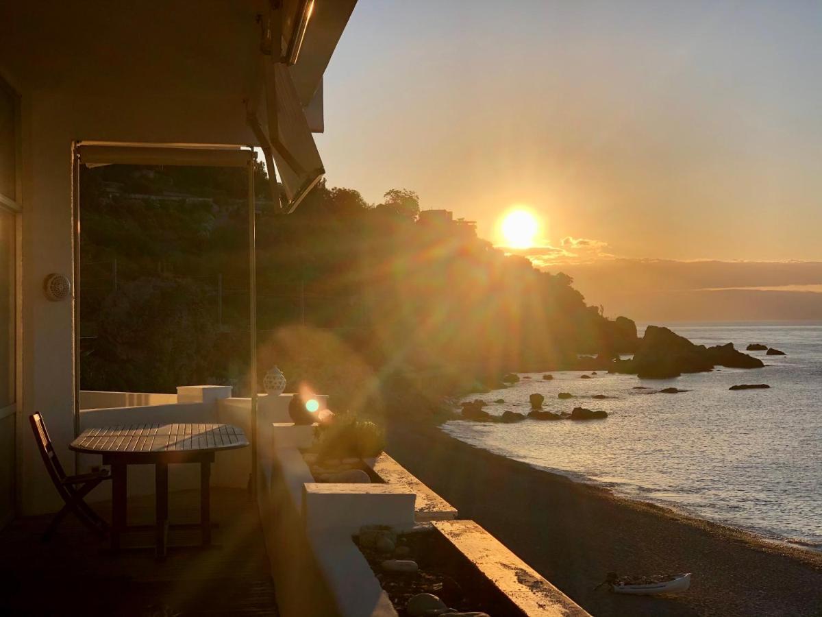 Taormina Seasuite Fondaco Parrino Santa Margherita-Sant'Alessio Siculo Экстерьер фото